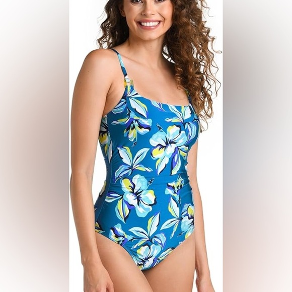 La Blanca Women's One Pc Swimsuit Tummy Control Bathing Suit Ocean/Fiji Tropics - Picture 5 of 10